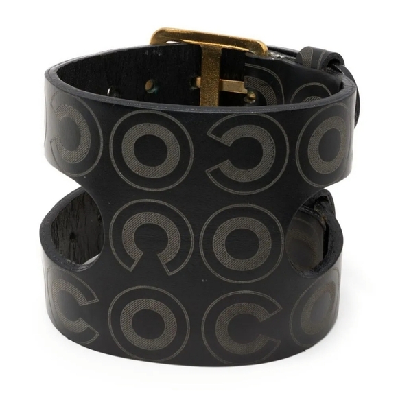 ❌SOLD❌ 🖤 Chanel Coco Cuff 🖤 - Picture 2 of 14
